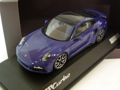 Porsche 911 (992) Turbo Porsche 911 (992) Turbo